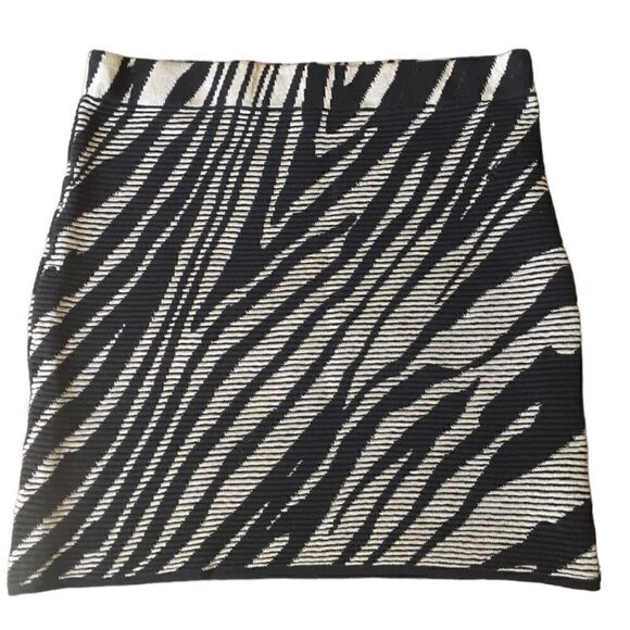 Silence & noise pencil skirt, large - Picture 1 of 6